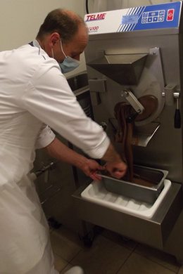 la glace au chocolat